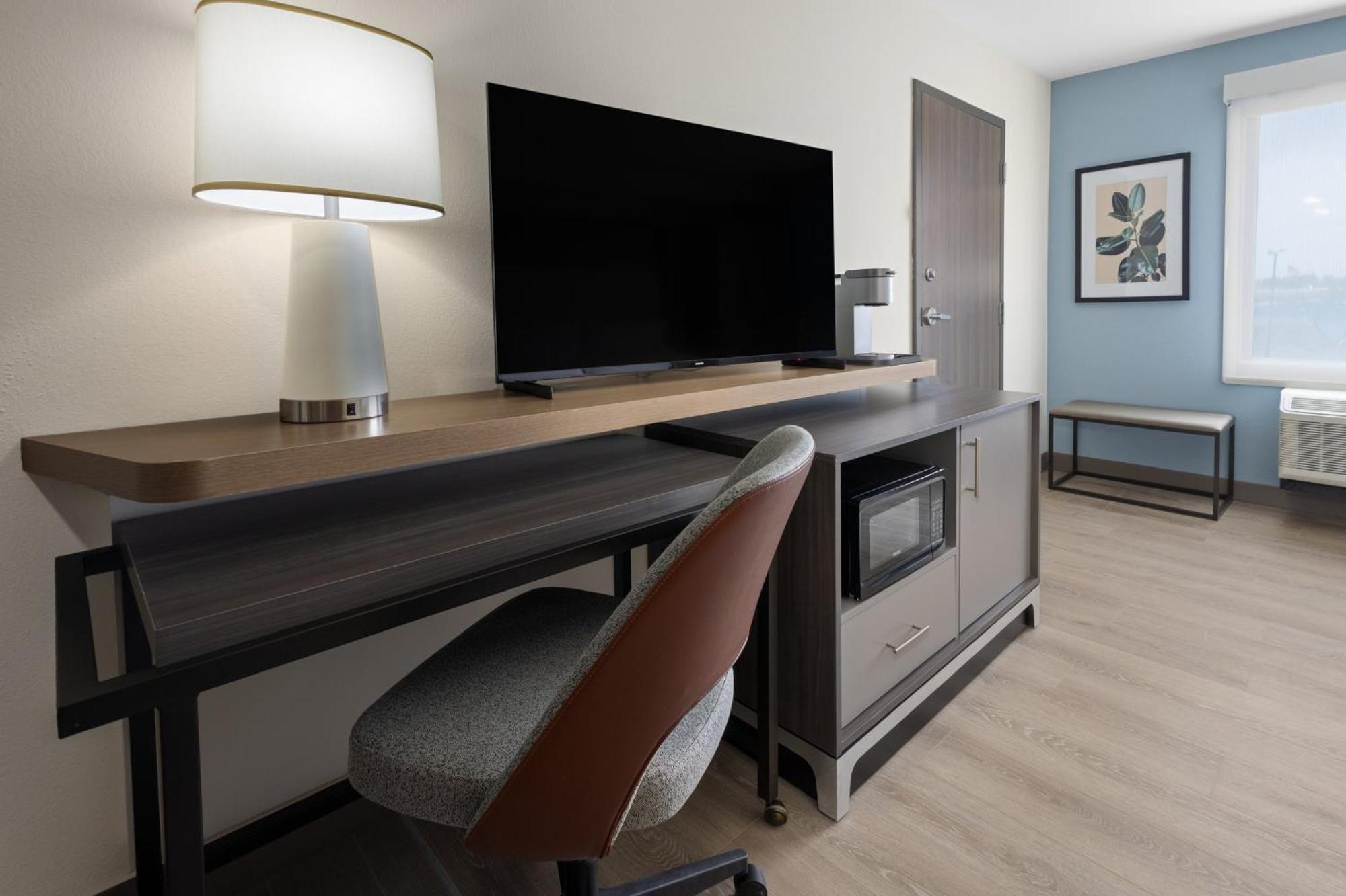 Holiday Inn & Suites Richmond West End, An Ihg Hotel Eksteriør billede